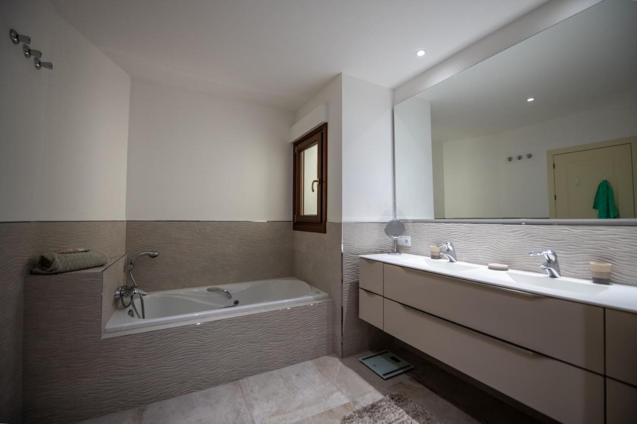 Luxury Apartment At Lomas Del Rey, Puente Romano Marbella Exteriör bild