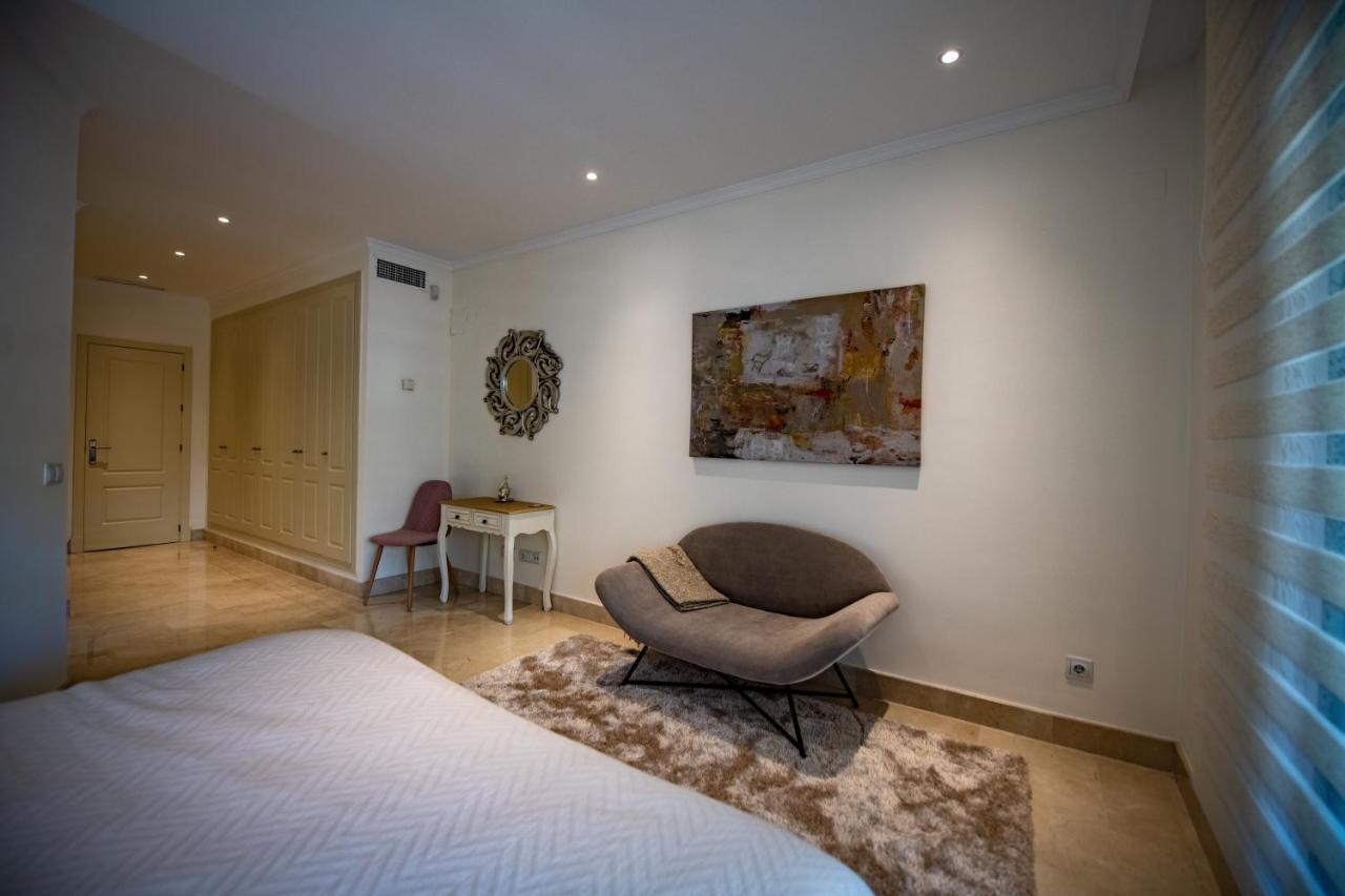Luxury Apartment At Lomas Del Rey, Puente Romano Marbella Exteriör bild