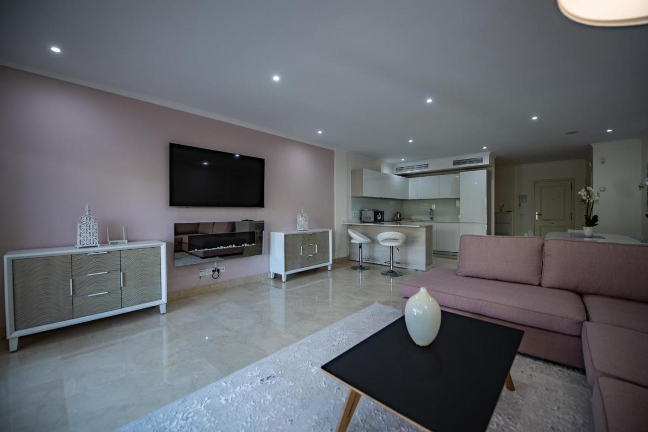 Luxury Apartment At Lomas Del Rey, Puente Romano Marbella Exteriör bild